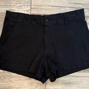AE High-Rise Trouser Short
